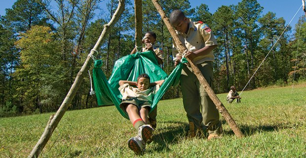 How to Use Lashings to Build a Comfortable Camping Chair – Scout