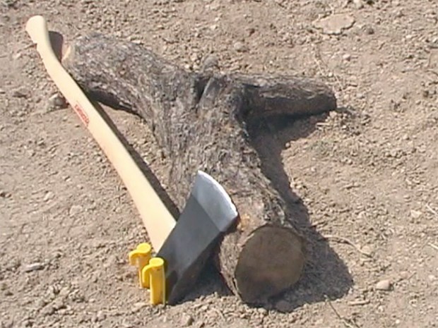 How To Sharpen Your Hatchet or Axe Like a PRO