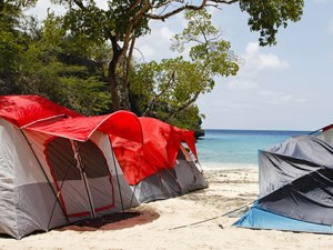 beach-camping