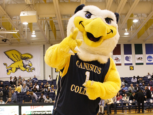 14 Funny, Crazy and Unusual College and Pro Sports Mascots – Scout 