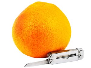 orange-with-pocketknife