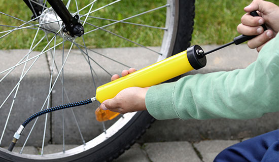 Tire pump for store bicycle