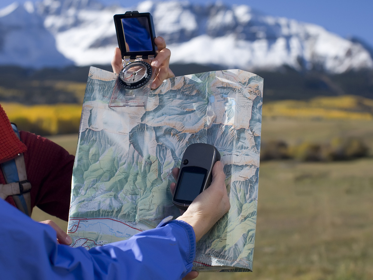 How to Buy the Best Compass or GPS Receiver