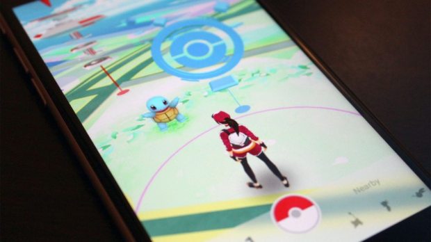 pokemon-go-how-to-throw-a-curveball