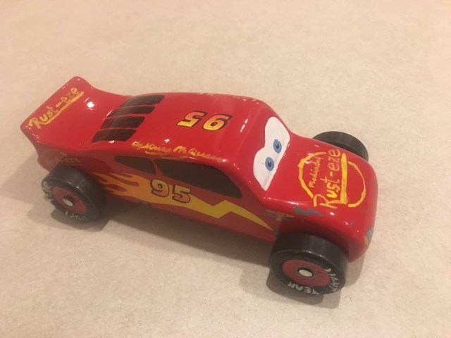 Lightning mcqueen cheap derby car