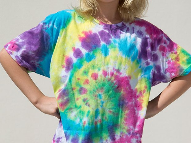 How to rinse + wash tie-dye for GREAT results - Dye DIY - How to Tie-Dye