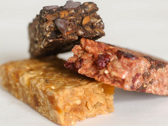 Fuel Your Body With These 6 Nutritious and Delicious Trail Snacks