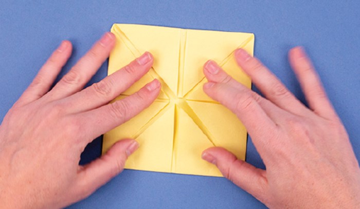 How to Make a Paper Fortune Teller – Scout Life magazine – Scout