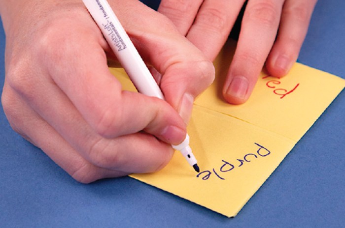 add colors and numbers to paper fortune teller