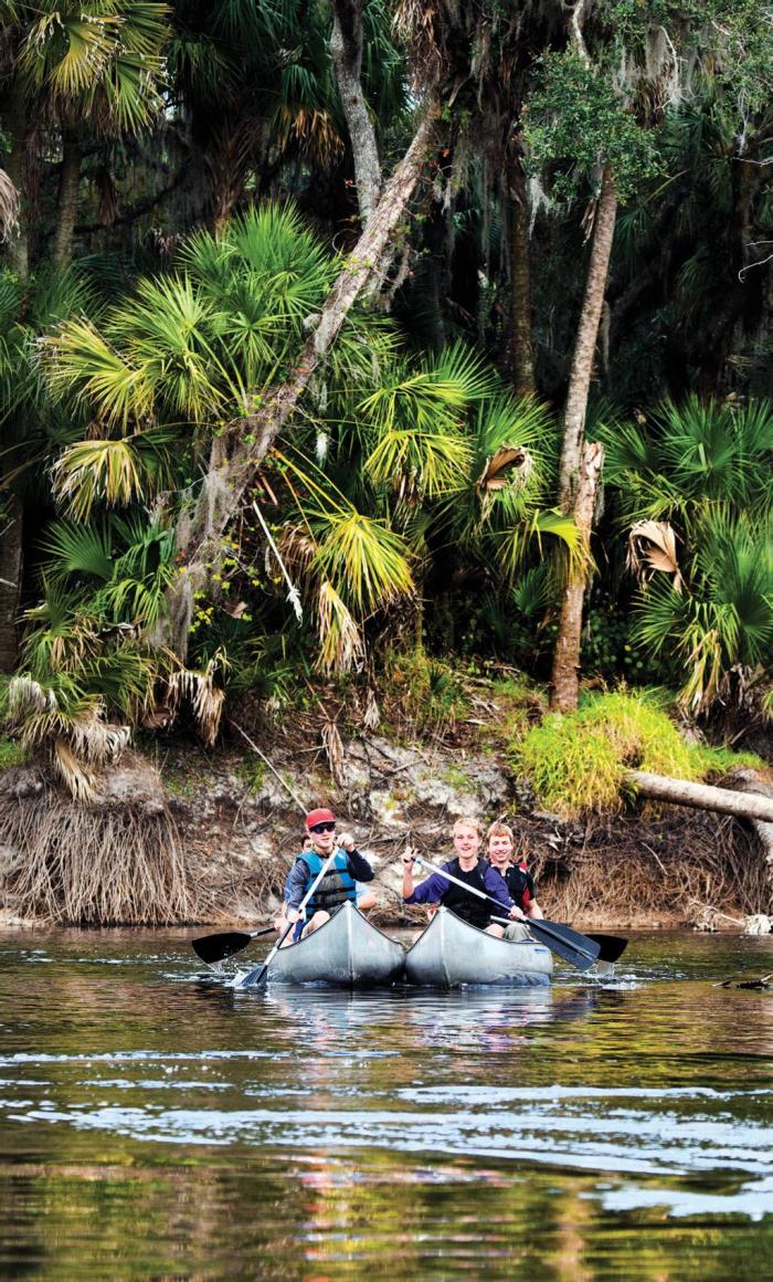 canoes_peace_river