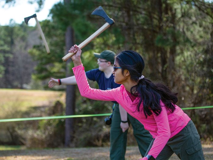 Axe Throwing Games 2023 at Tomahawks Axe Throwing