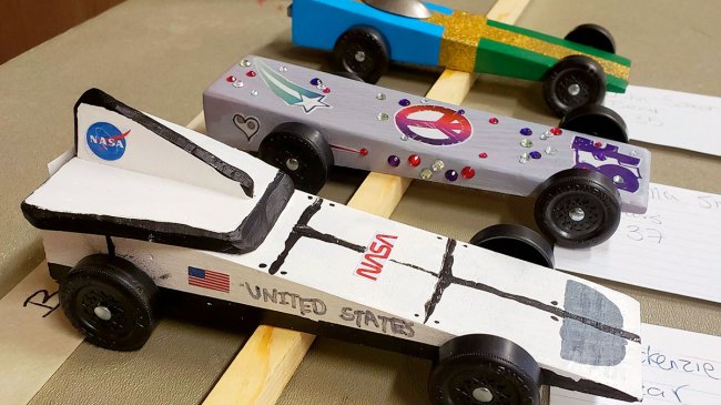 2 Vintage Cub Scouts Pinewood Derby Cars, Boy Scouts of America Handmade  Derby Race Cars -  Sweden