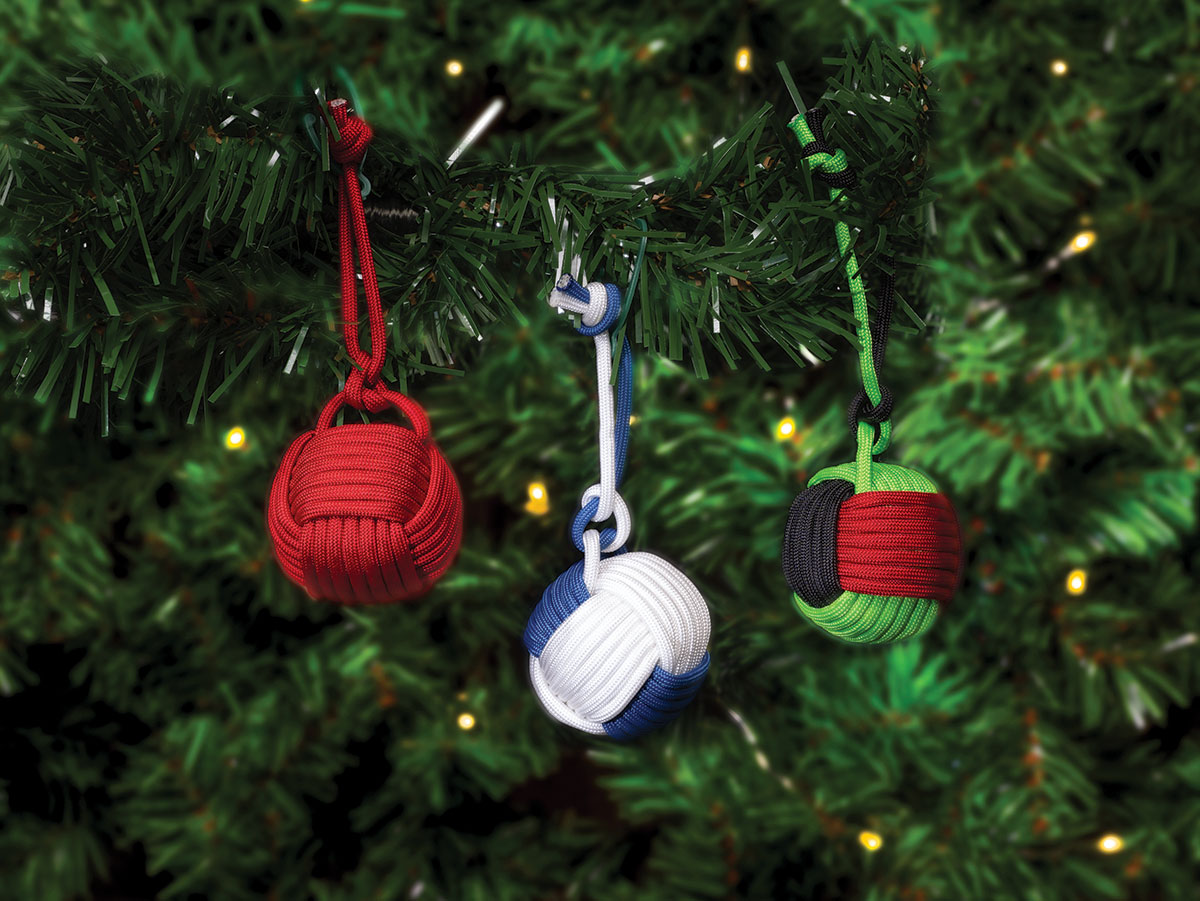 Use the Monkey Paw Knot to Make a Holiday Ornament