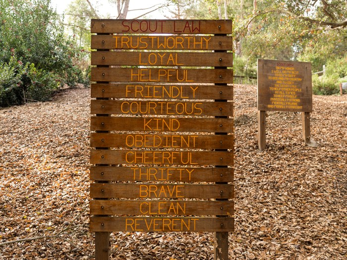 a sign at a scout camp to help scouts memorize the scout law